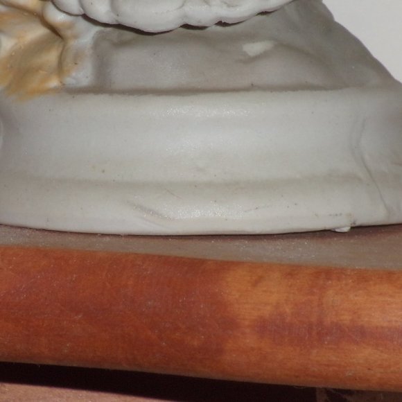 Vintage Bisque Ceramic/Porcelain Bald Eagle Standing On A Log Figurine Statue - Picture 9 of 13